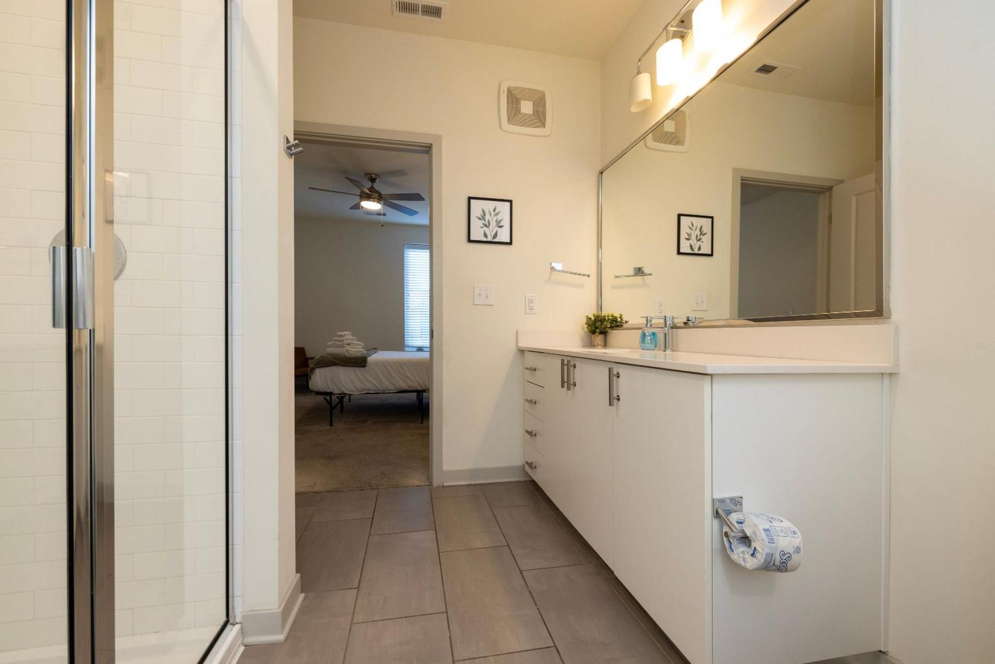 Modern Nulu 2Br Cozysuites 01 路易斯威尔 外观 照片